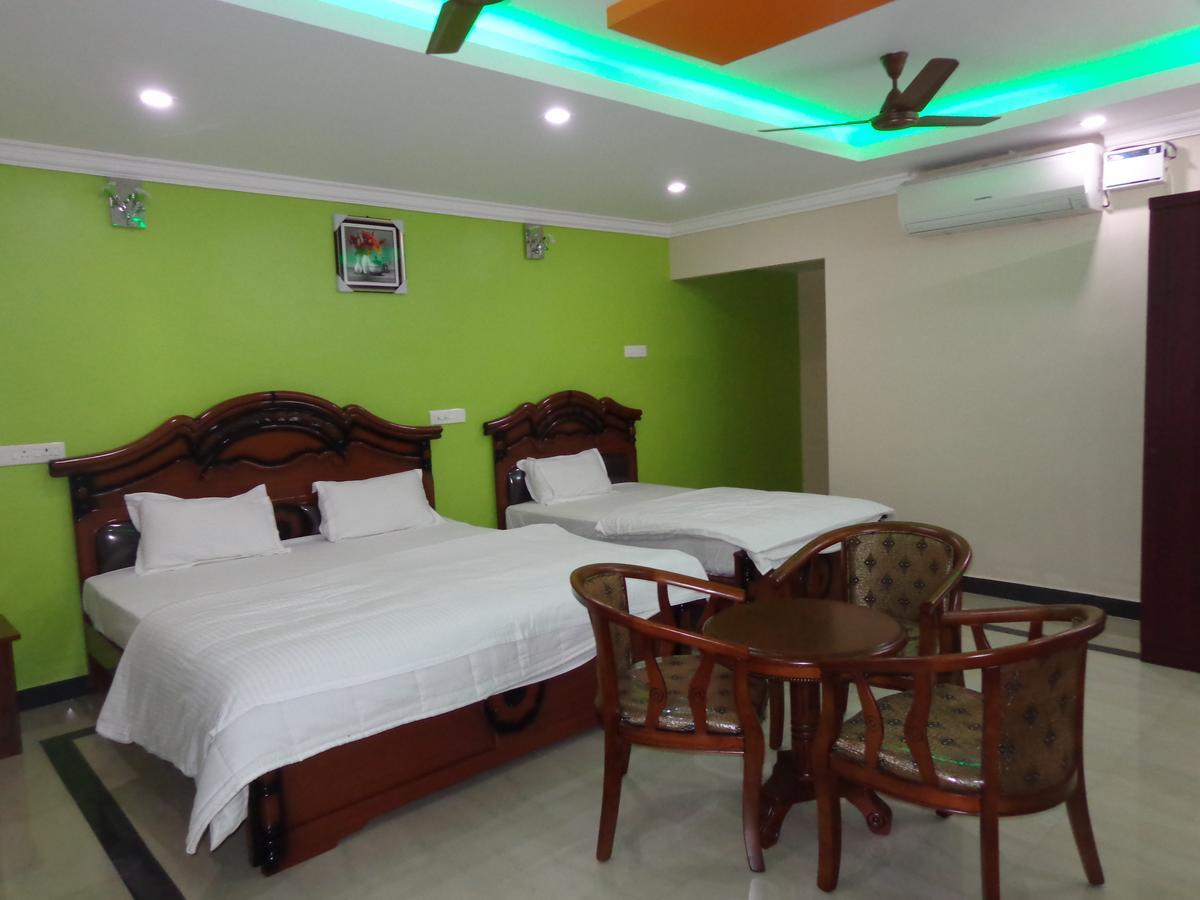 Вилла Krish Residency Villupuram Экстерьер фото